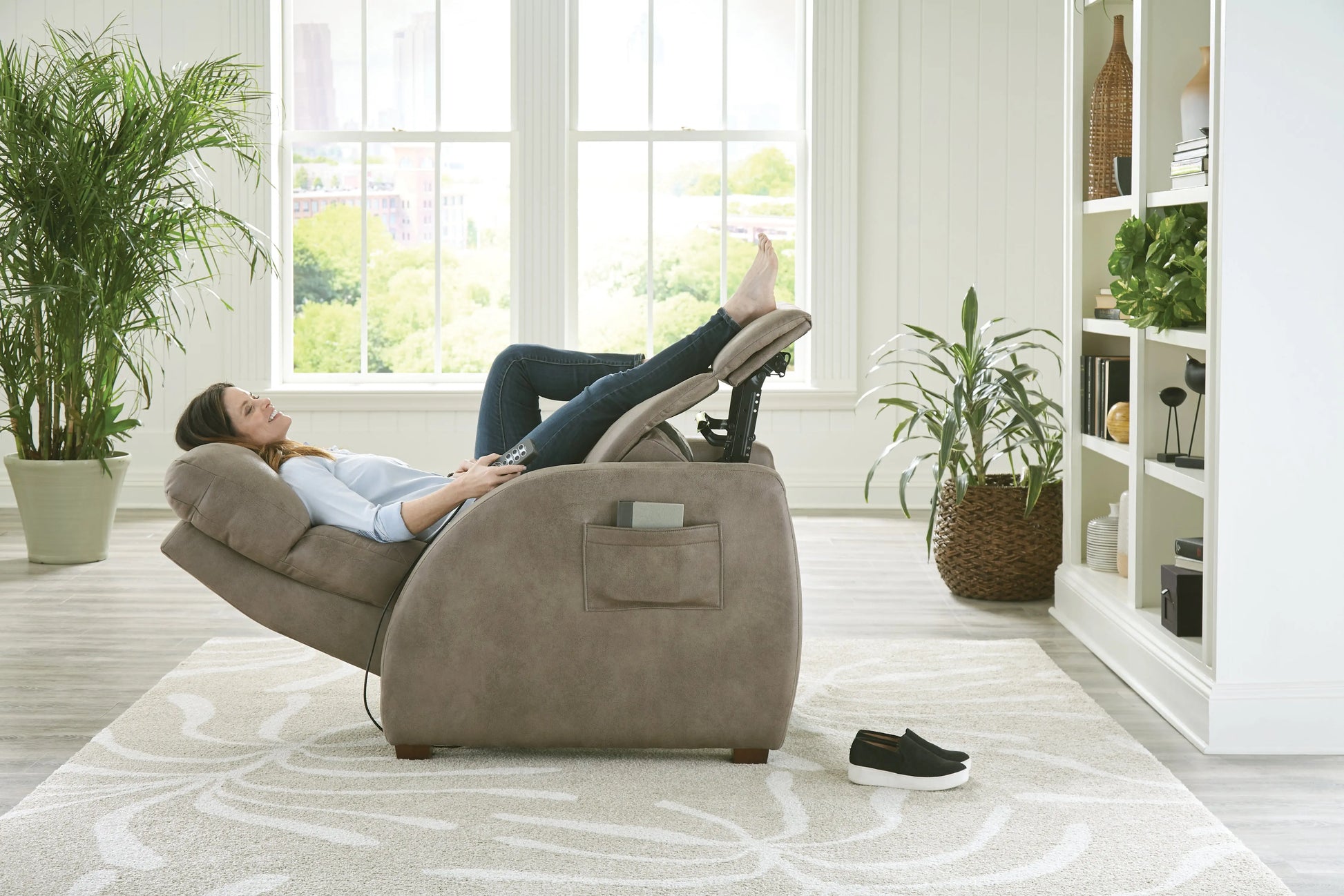 Catnapper® Relaxer Recliner — luxurious comfort without the guesswork Catnapper