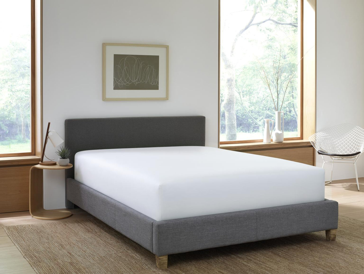 Waterproof five sided mattress protector with zipper protecting mattress from spills, allergens, and bed bugs